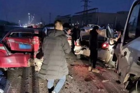 娱乐吃瓜酱车祸